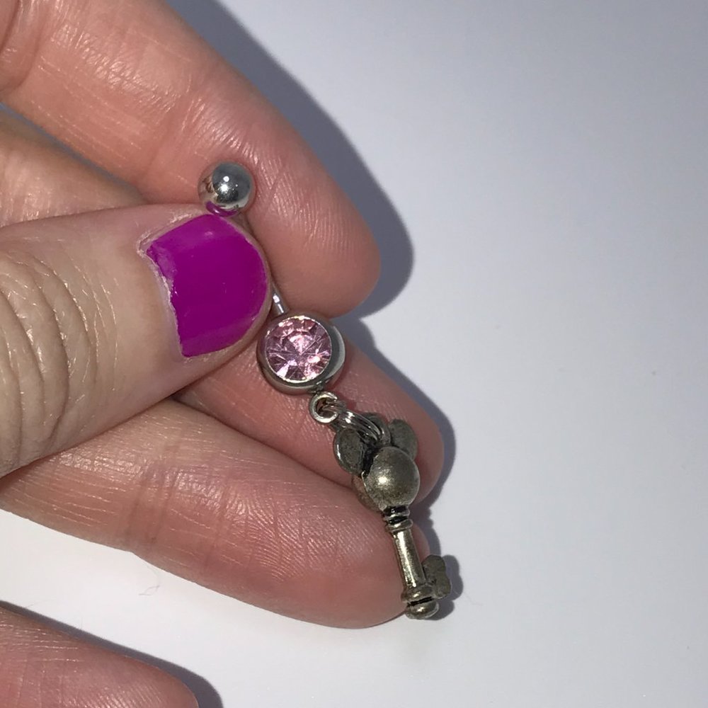 Key Dangle Belly Rings - Picture 5 of 7